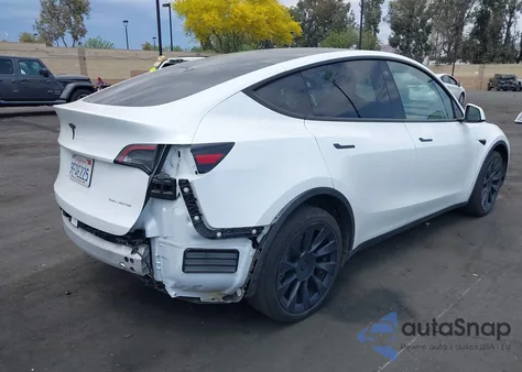 2023 Tesla Model Y Awd/Long Range Dual Motor All-Wheel Drive из США, поврежденный, VIN 7SAYGDEE3PA079248
